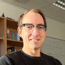 Prof. Dr. Simon Sikora